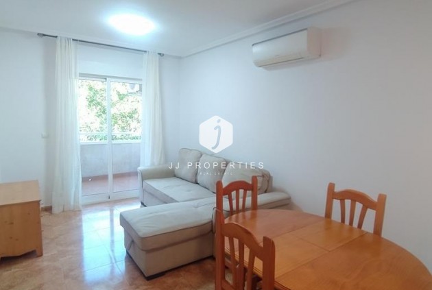Tweedehands - Appartement / flat -
Torrevieja - El molino