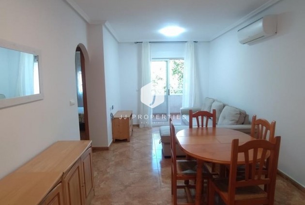 Tweedehands - Appartement / flat -
Torrevieja - El molino