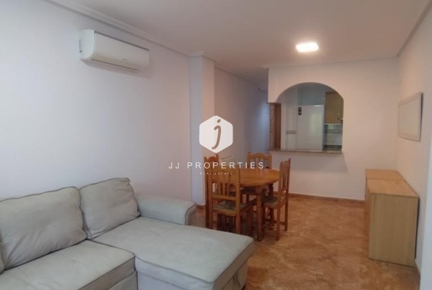 Tweedehands - Appartement / flat -
Torrevieja - El molino