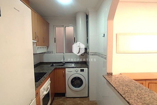 Tweedehands - Appartement / flat -
Torrevieja - El molino