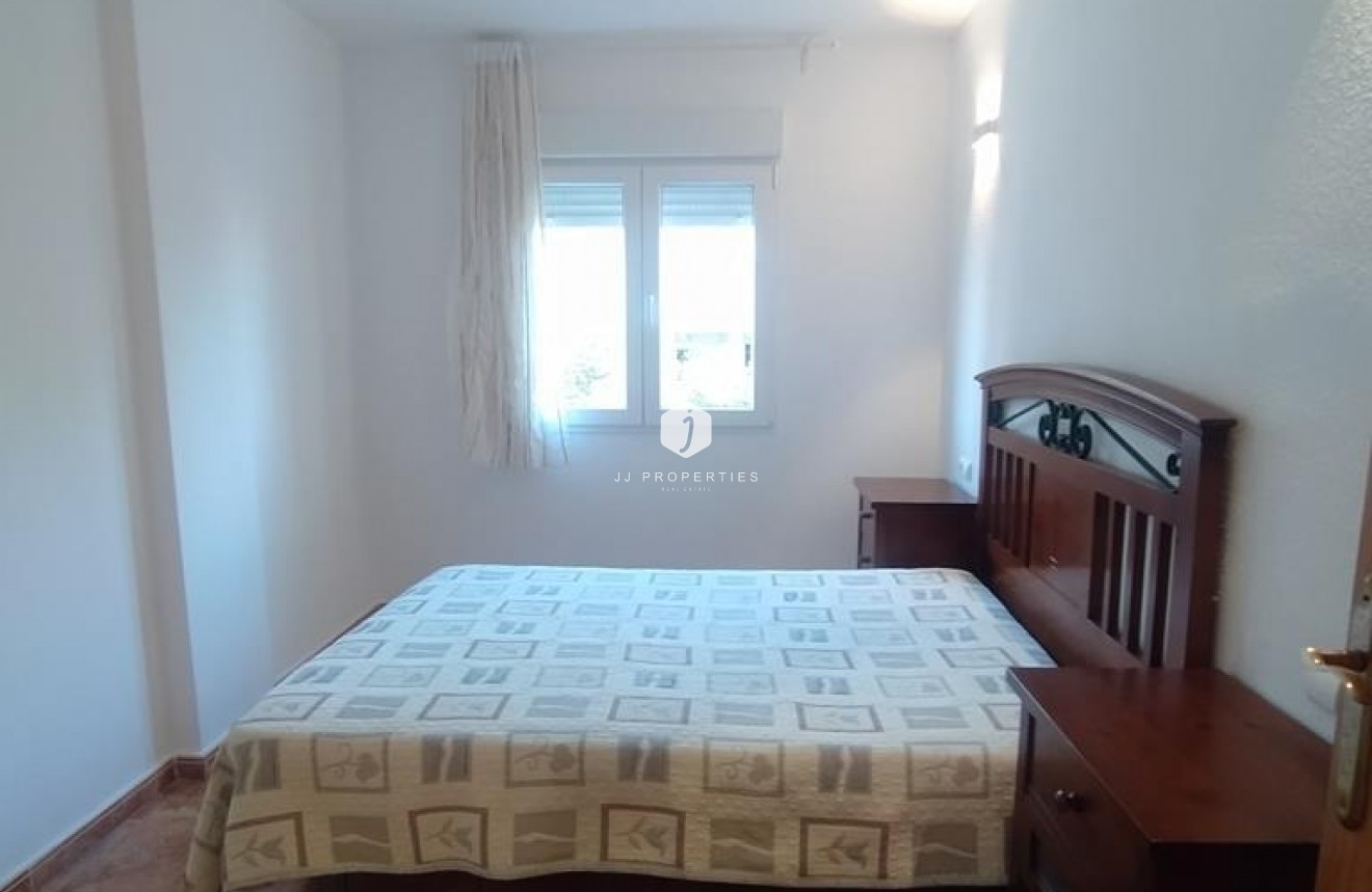 Tweedehands - Appartement / flat -
Torrevieja - El molino