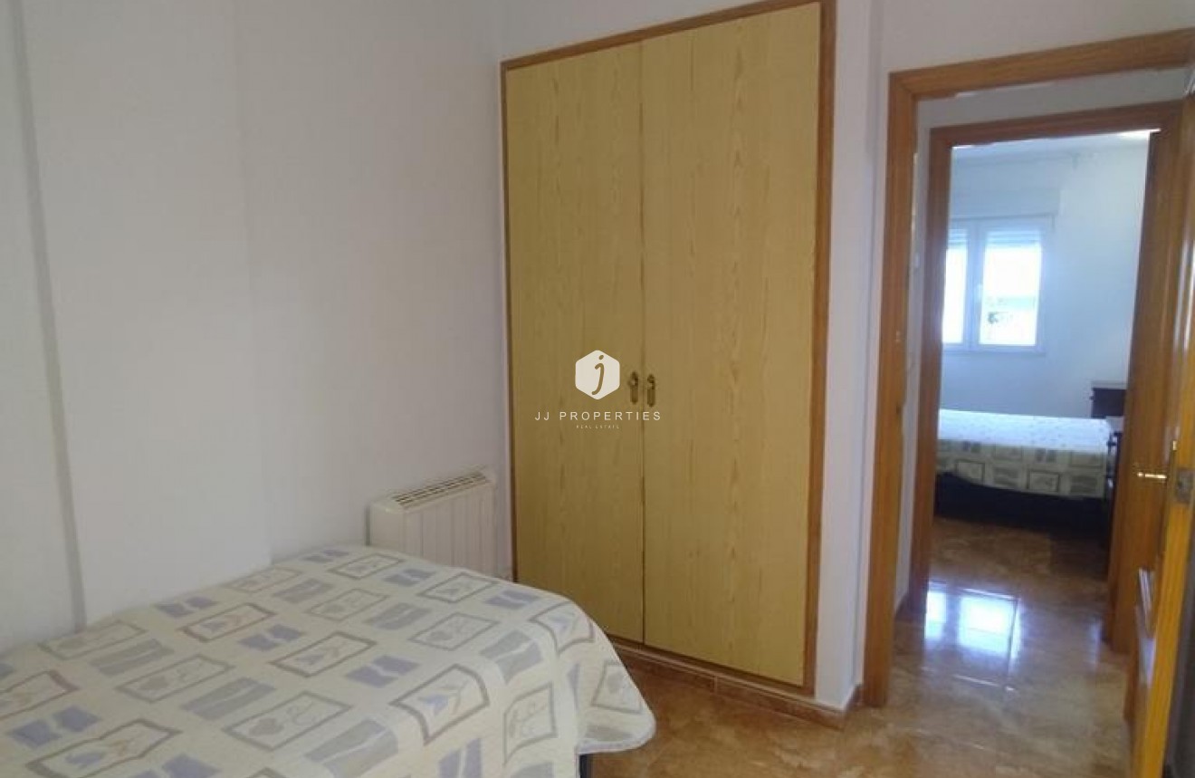 Tweedehands - Appartement / flat -
Torrevieja - El molino