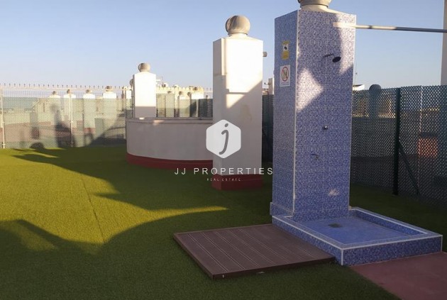 Tweedehands - Appartement / flat -
Torrevieja - El molino