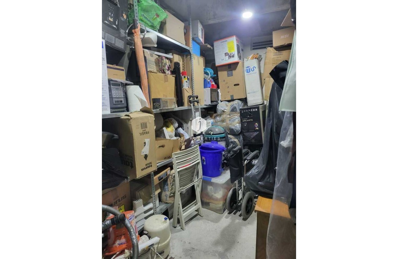 Tweedehands - Appartement / flat -
Torrevieja - El molino