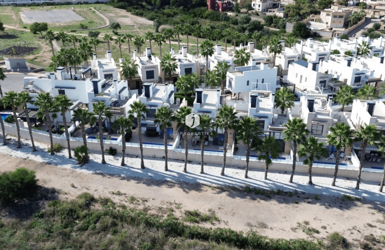 Tweedehands - Villa -
Orihuela Costa - Costa Blanca