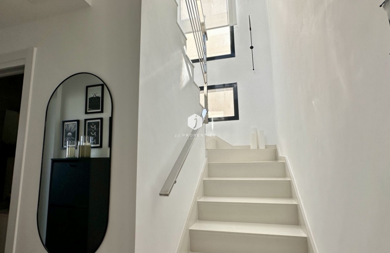 Tweedehands - Villa -
Orihuela Costa - Costa Blanca