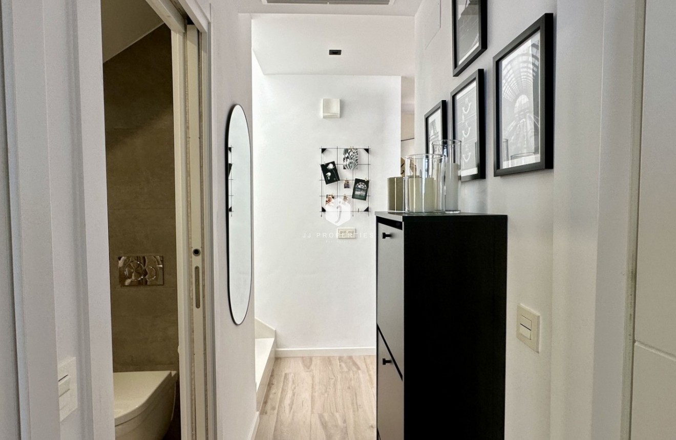 Tweedehands - Villa -
Orihuela Costa - Costa Blanca