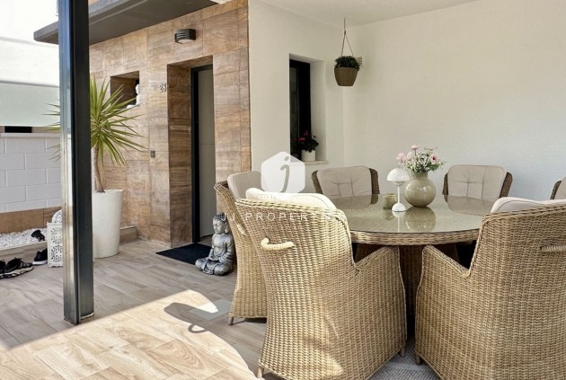 Tweedehands - Villa -
Orihuela Costa - Costa Blanca