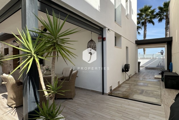 Tweedehands - Villa -
Orihuela Costa - Costa Blanca