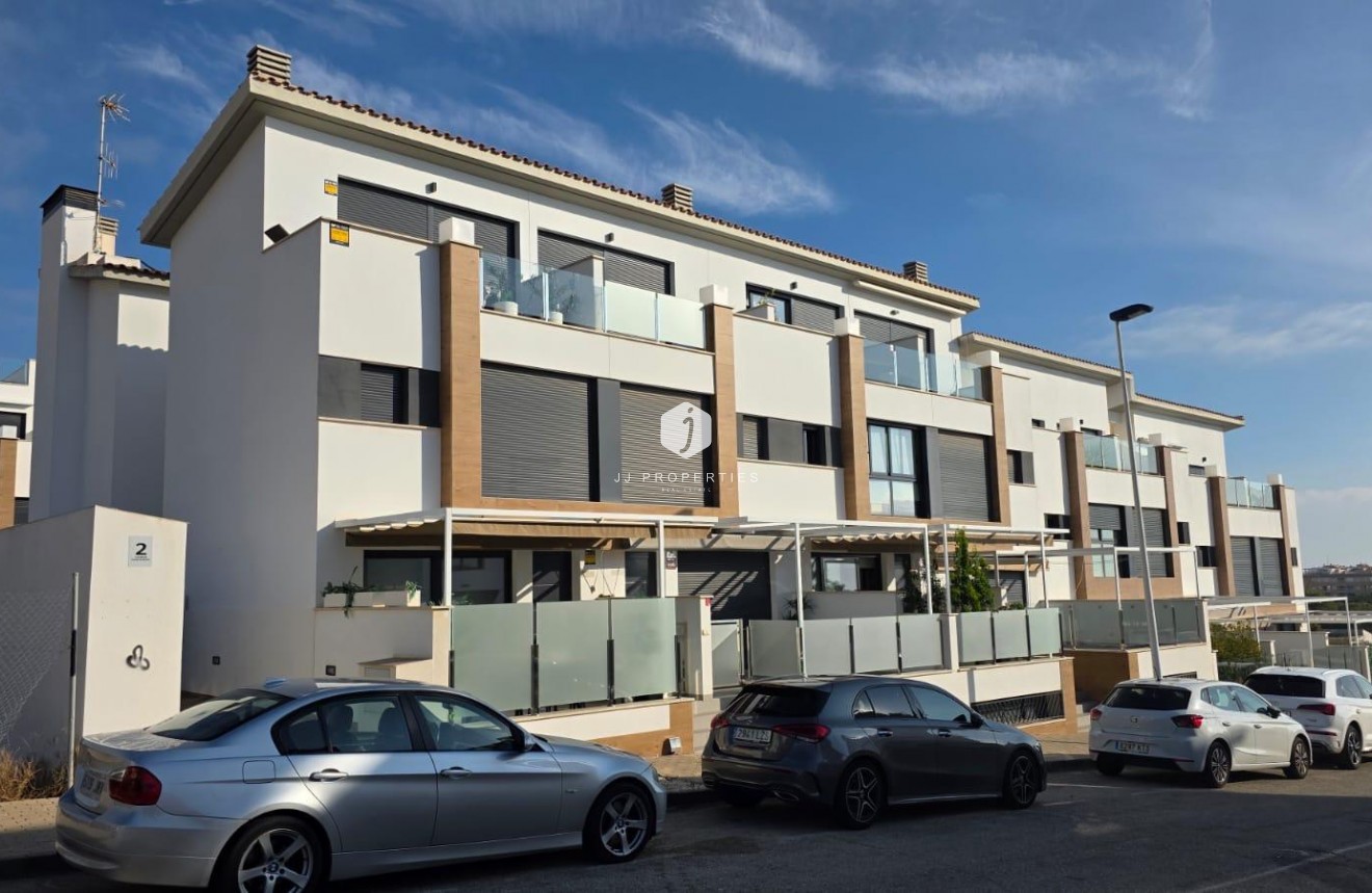 Tweedehands - Chalet -
Guardamar del Segura - Los Secanos