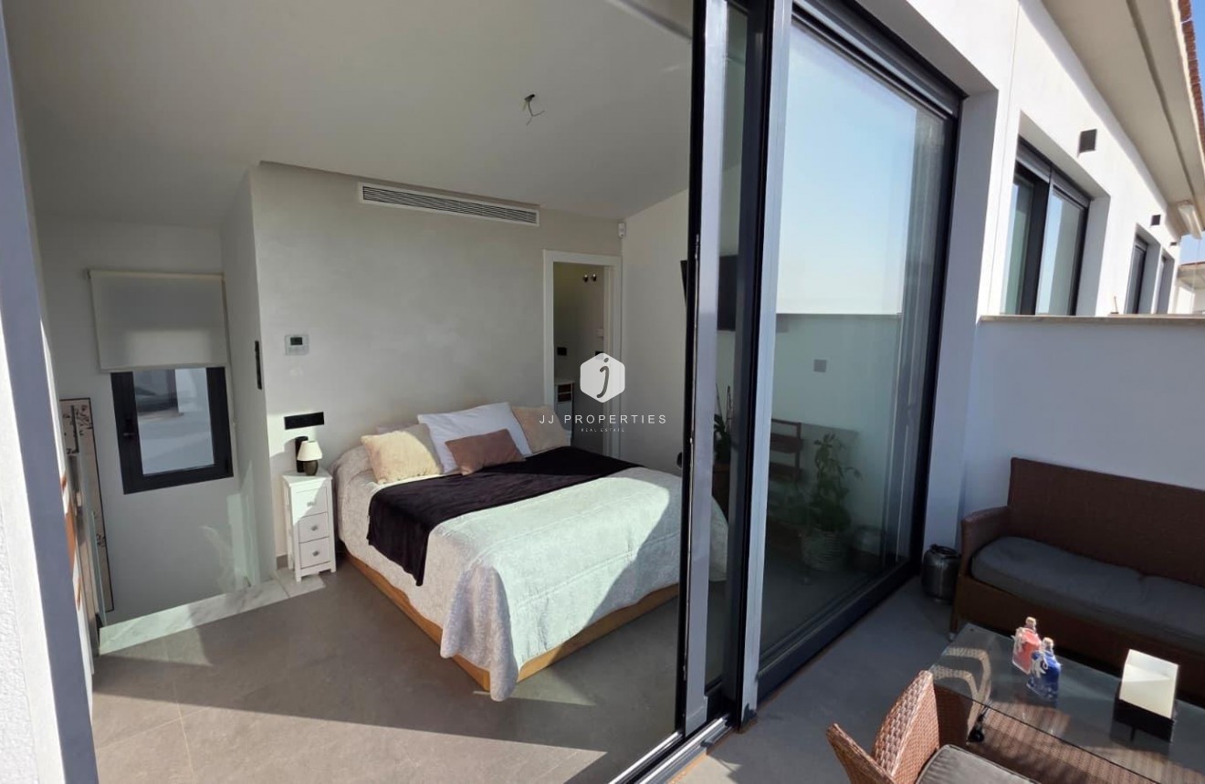 Tweedehands - Chalet -
Guardamar del Segura - Los Secanos