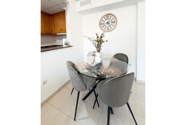 Tweedehands - Appartement / flat -
Torrevieja - Costa Blanca