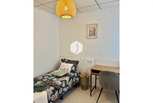 Tweedehands - Appartement / flat -
Torrevieja - Costa Blanca