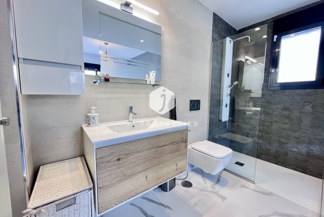 Tweedehands - Appartement / flat -
San Miguel de Salinas - Inland