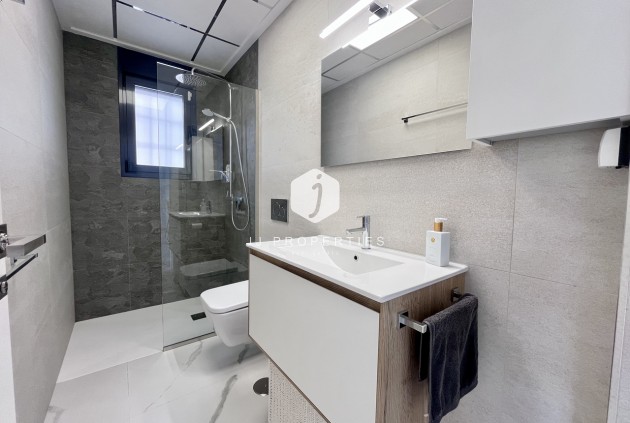 Tweedehands - Appartement / flat -
San Miguel de Salinas - Inland