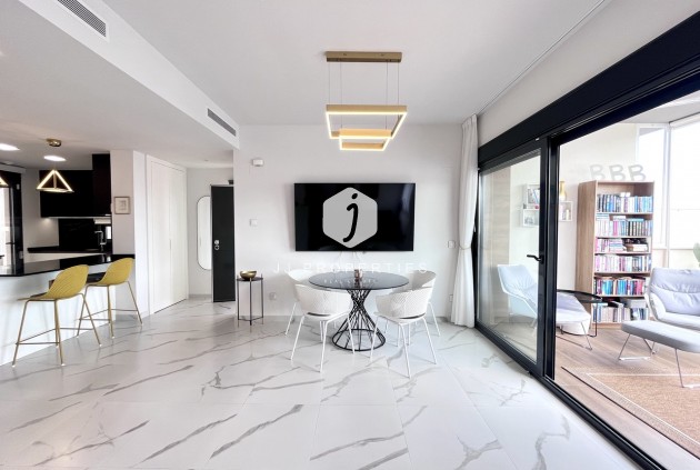 Tweedehands - Appartement / flat -
San Miguel de Salinas - Inland