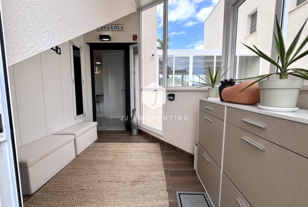 Tweedehands - Appartement / flat -
San Miguel de Salinas - Inland