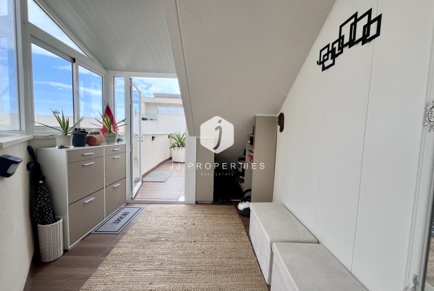 Tweedehands - Appartement / flat -
San Miguel de Salinas - Inland