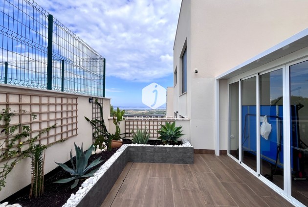 Tweedehands - Appartement / flat -
San Miguel de Salinas - Inland