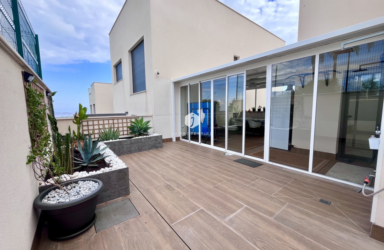 Tweedehands - Appartement / flat -
San Miguel de Salinas - Inland