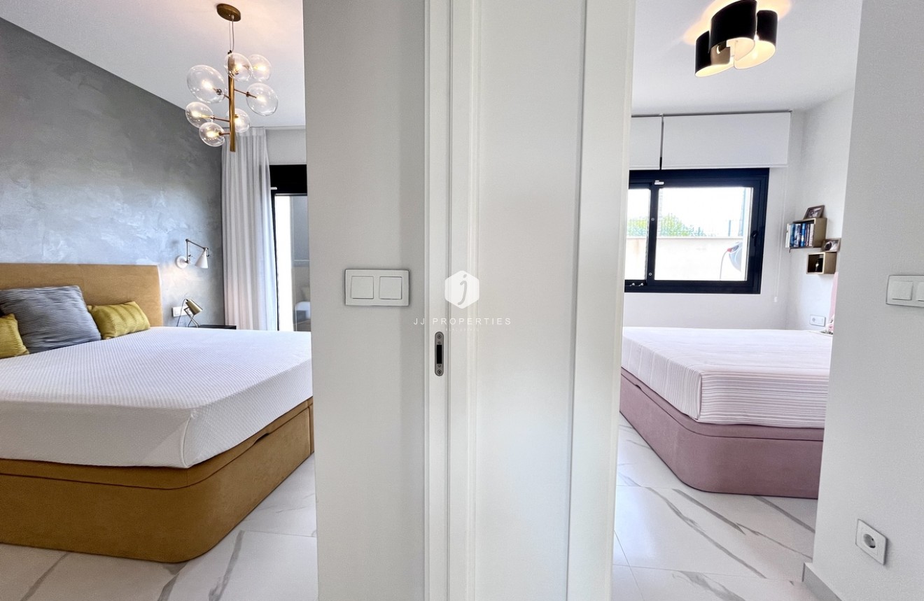 Tweedehands - Appartement / flat -
San Miguel de Salinas - Inland