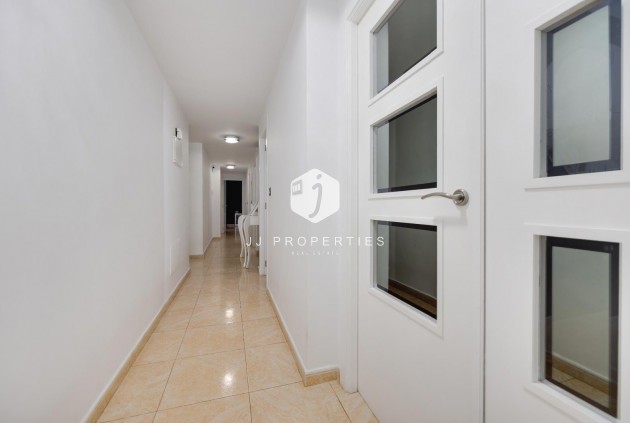 Tweedehands - Appartement / flat -
Torrevieja - Centro