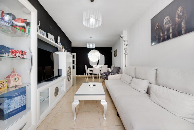 Tweedehands - Appartement / flat -
Torrevieja - Centro