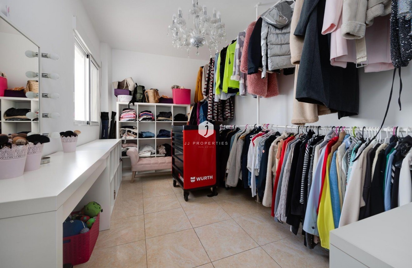 Tweedehands - Appartement / flat -
Torrevieja - Centro