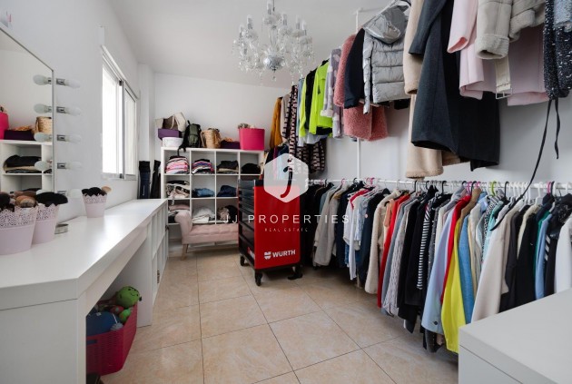 Tweedehands - Appartement / flat -
Torrevieja - Centro