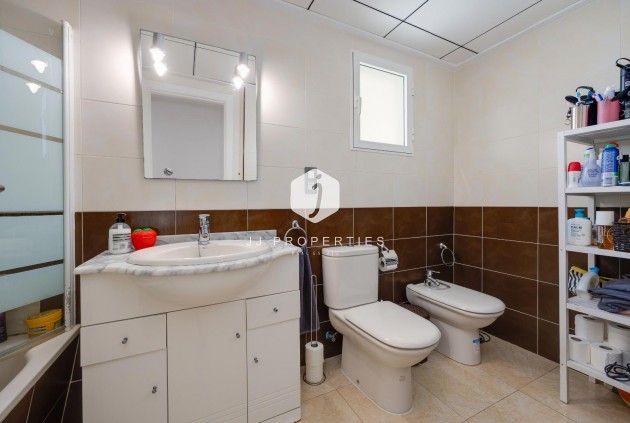 Tweedehands - Appartement / flat -
Torrevieja - Centro