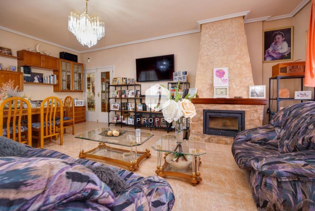 Tweedehands - Appartement / flat -
Torrevieja - Centro
