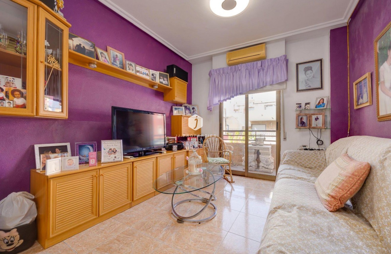 Tweedehands - Appartement / flat -
Torrevieja - Centro
