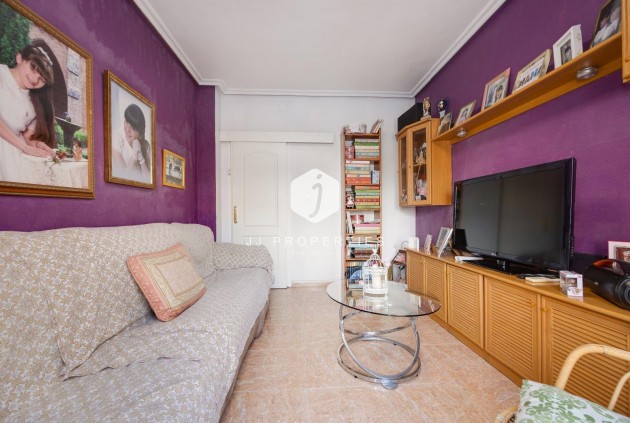 Tweedehands - Appartement / flat -
Torrevieja - Centro