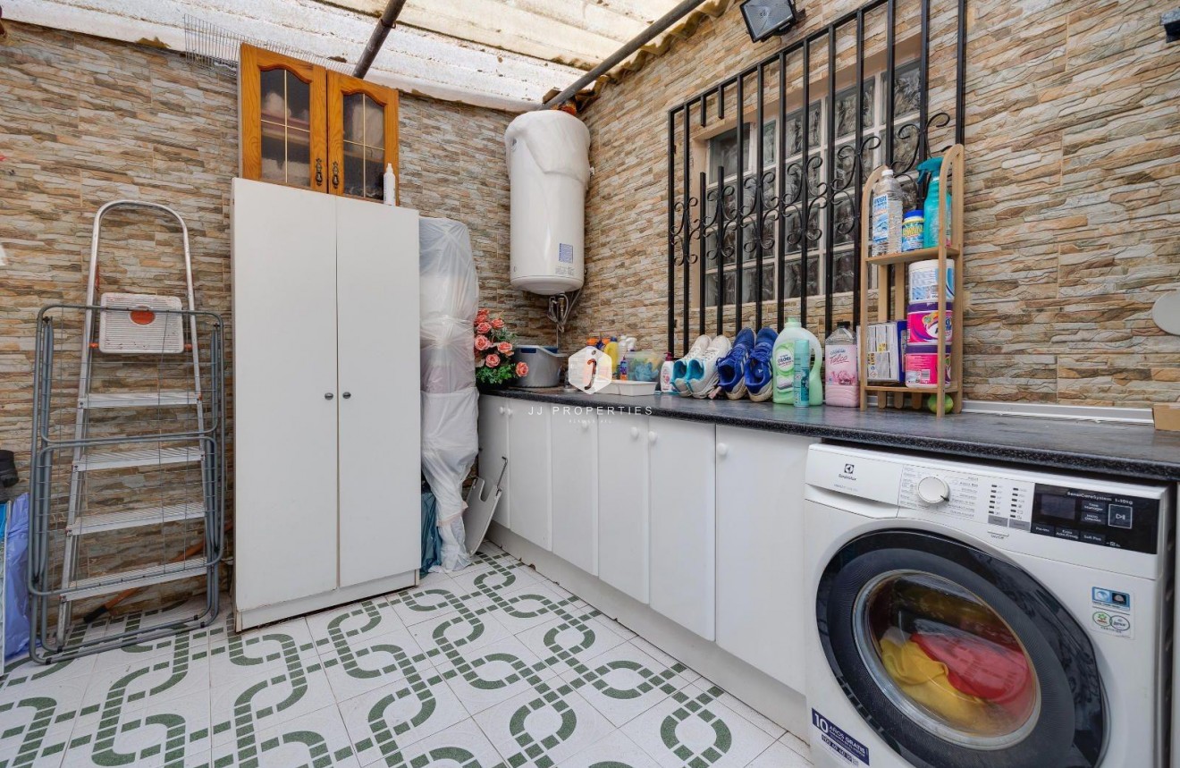 Tweedehands - Appartement / flat -
Torrevieja - Centro