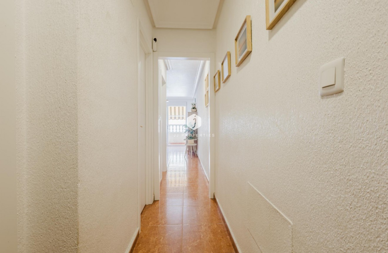 Tweedehands - Appartement / flat -
Torrevieja - Costa Blanca