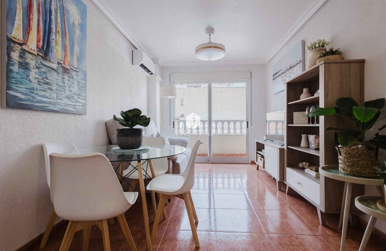 Tweedehands - Appartement / flat -
Torrevieja - Costa Blanca