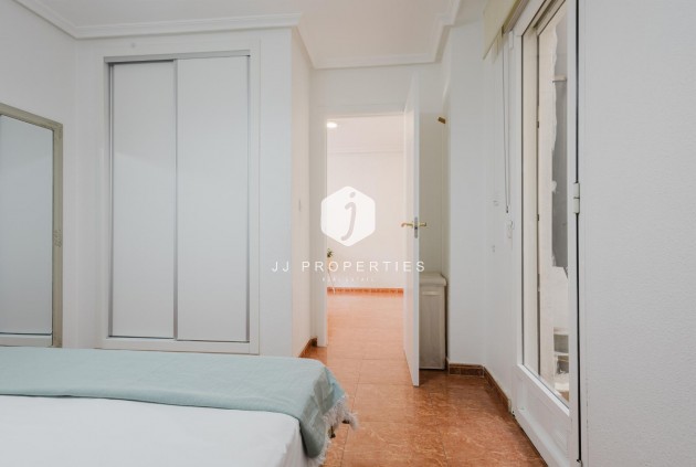 Tweedehands - Appartement / flat -
Torrevieja - Costa Blanca