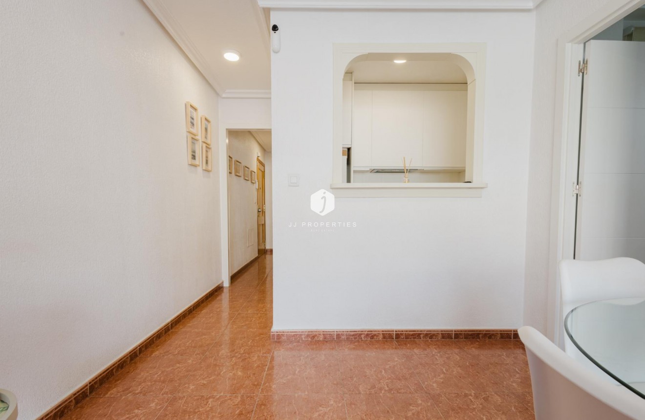 Tweedehands - Appartement / flat -
Torrevieja - Costa Blanca