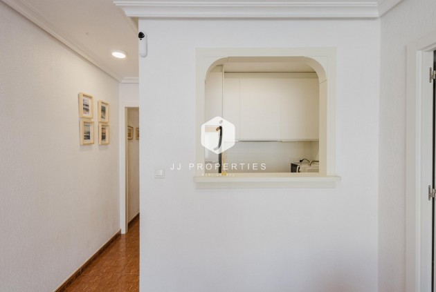 Tweedehands - Appartement / flat -
Torrevieja - Costa Blanca