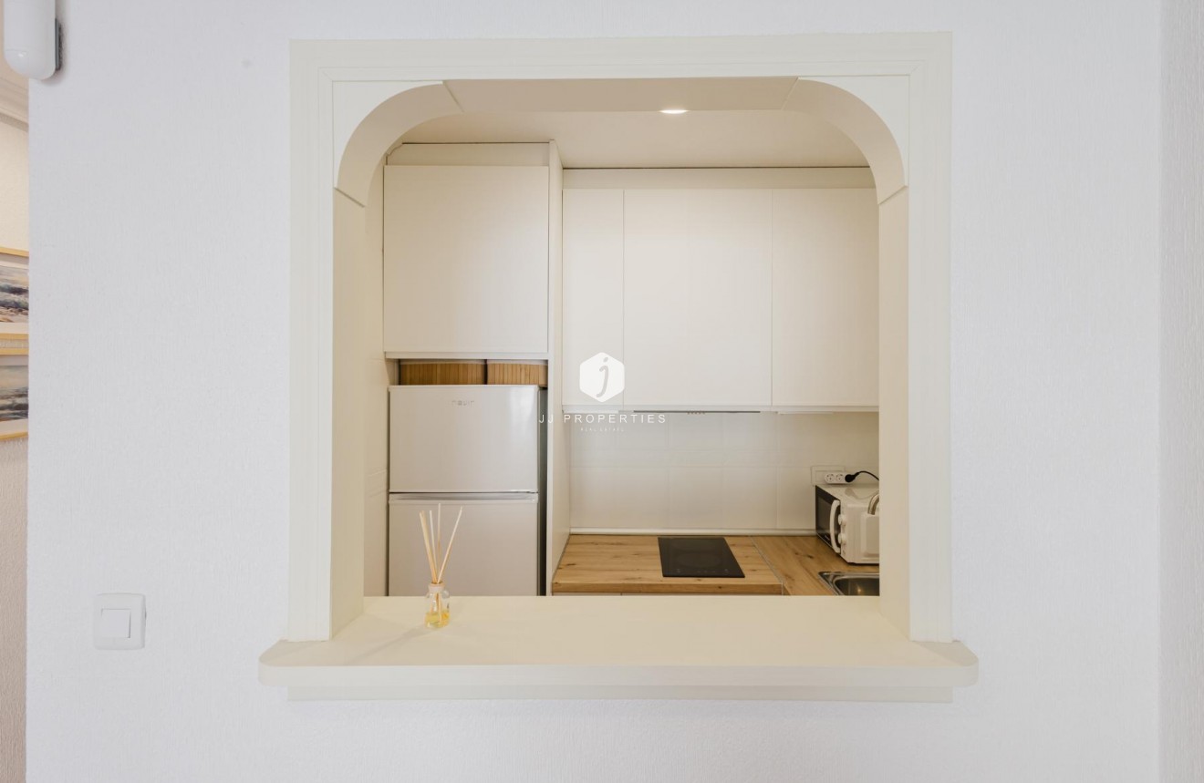 Tweedehands - Appartement / flat -
Torrevieja - Costa Blanca