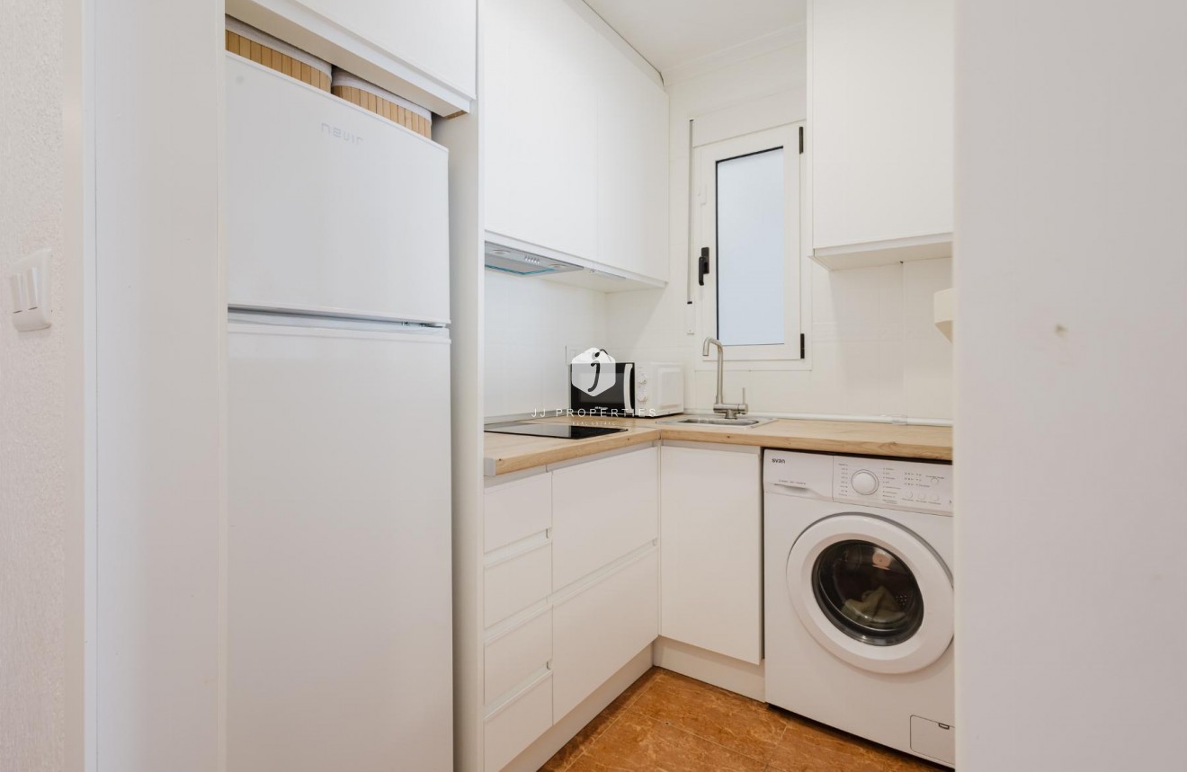 Tweedehands - Appartement / flat -
Torrevieja - Costa Blanca