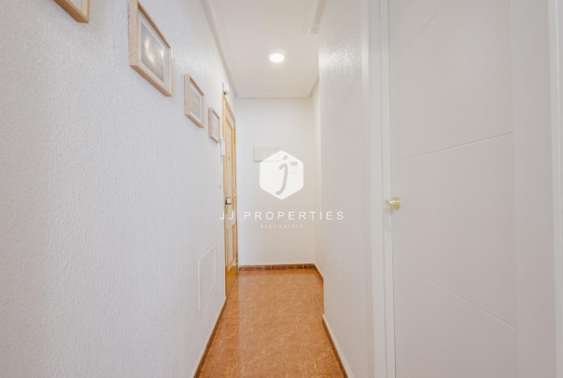 Tweedehands - Appartement / flat -
Torrevieja - Costa Blanca
