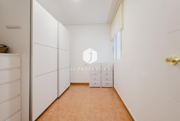 Tweedehands - Appartement / flat -
Torrevieja - Costa Blanca