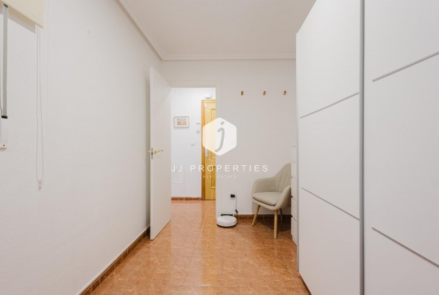 Tweedehands - Appartement / flat -
Torrevieja - Costa Blanca