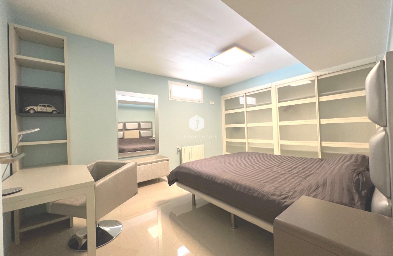 Tweedehands - Villa -
Ciudad Quesada - Costa Blanca