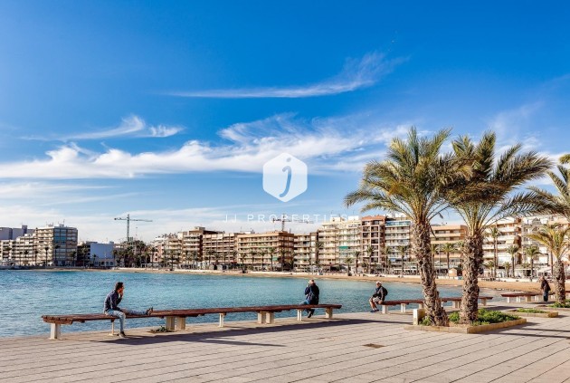 Tweedehands - Appartement / flat -
Torrevieja - Playa del Cura