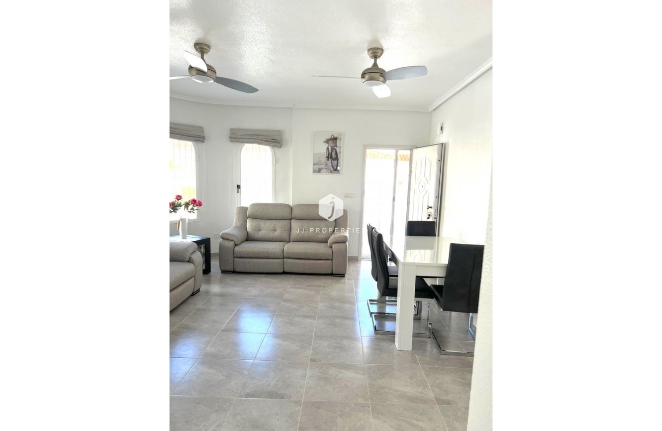 Tweedehands - Bungalow -
Algorfa - Inland