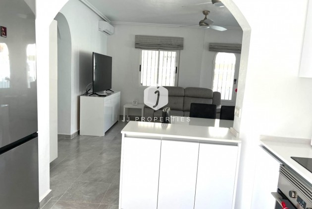 Tweedehands - Bungalow -
Algorfa - Inland