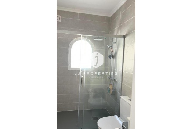 Tweedehands - Bungalow -
Algorfa - Inland