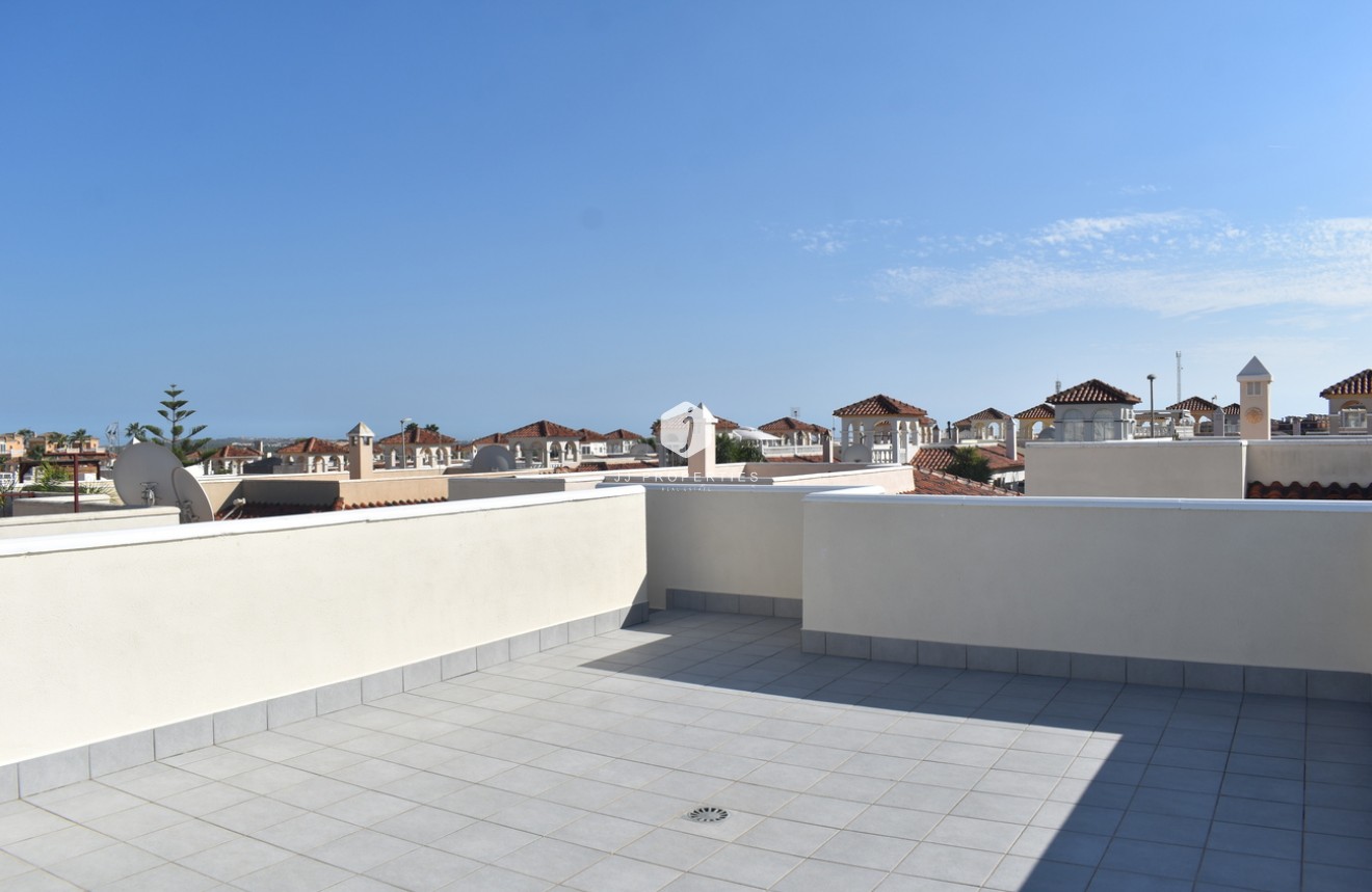 Tweedehands - Bungalow -
Algorfa - Inland